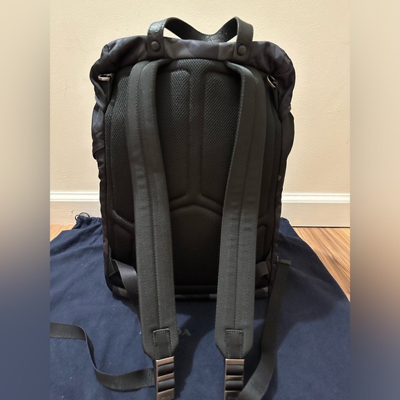 Prada Camouflage Letters Embroidery - Preowned w/ dust bag & authenticity card - Picture 3 of 12